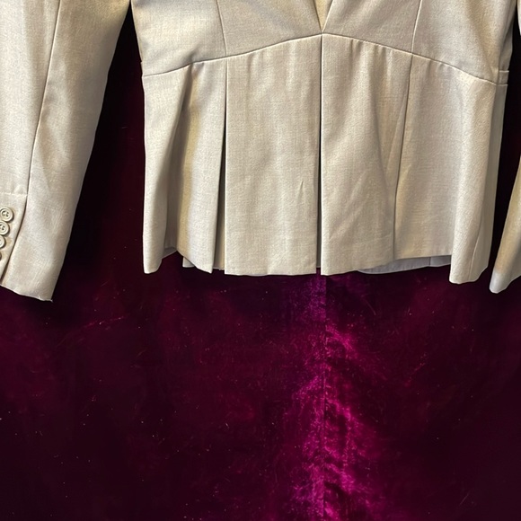 Worthington Beige Blazer Classy Detailed Back Size 6 - Picture 4 of 5